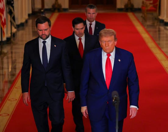 Franța descrie noua doctrină de securitate a SUA drept „o clarificare extrem de brutală”. „Europa va fi respectată doar dacă știe cum să se facă respectată”