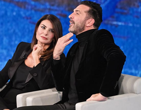 Controversă în Italia: Gigi Buffon și soția Ilaria vorbesc la adunarea tineretului de dreapta! Tema sofisticată pe care o abordează legendarul portar