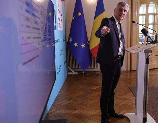 Moțiunea împotriva Dianei Buzoianu a trecut. Daniel Zamfir: Mărturisesc că am greșit în privința doamnei ministru