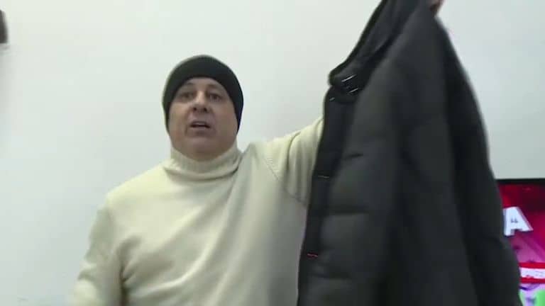 Marius Șumudică, ”săgeți” către Alex Chipciu, după ce fotbalistul i-a ironizat stilul vestimentar: ”Am venit cu o geacă nouă!”