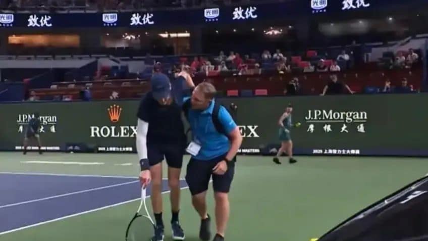 Jannik Sinner i-a îngrijorat pe toți, însă un apropiat a adus o veste uriașă: ce se știe despre starea tenismenului