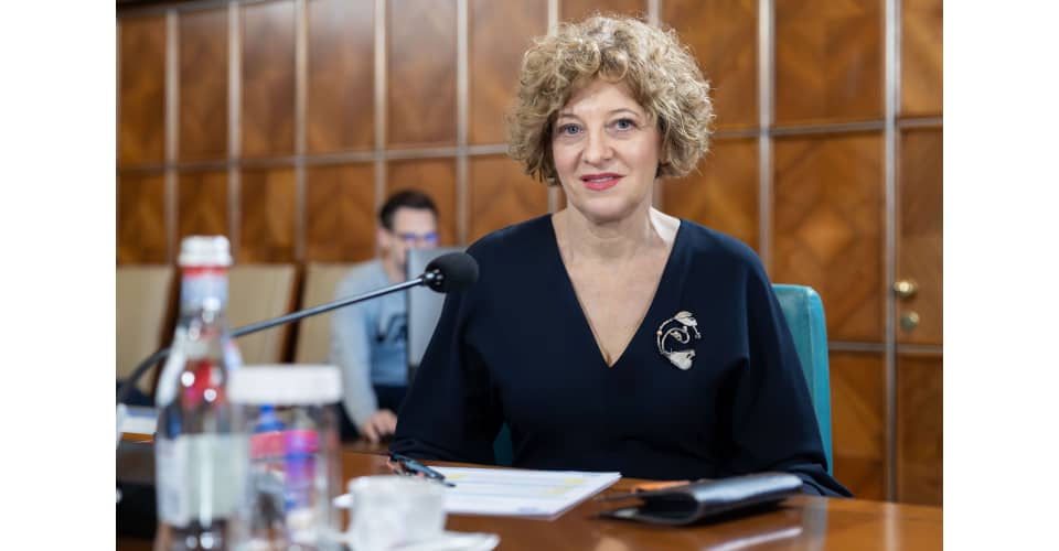 Peste 15.000 de persoane au semnat o scrisoare deschisă împotriva demersului CSM în cazul Oanei Gheorghiu: „Magistraţii nu sunt o categorie vulnerabilă şi defavorizată”