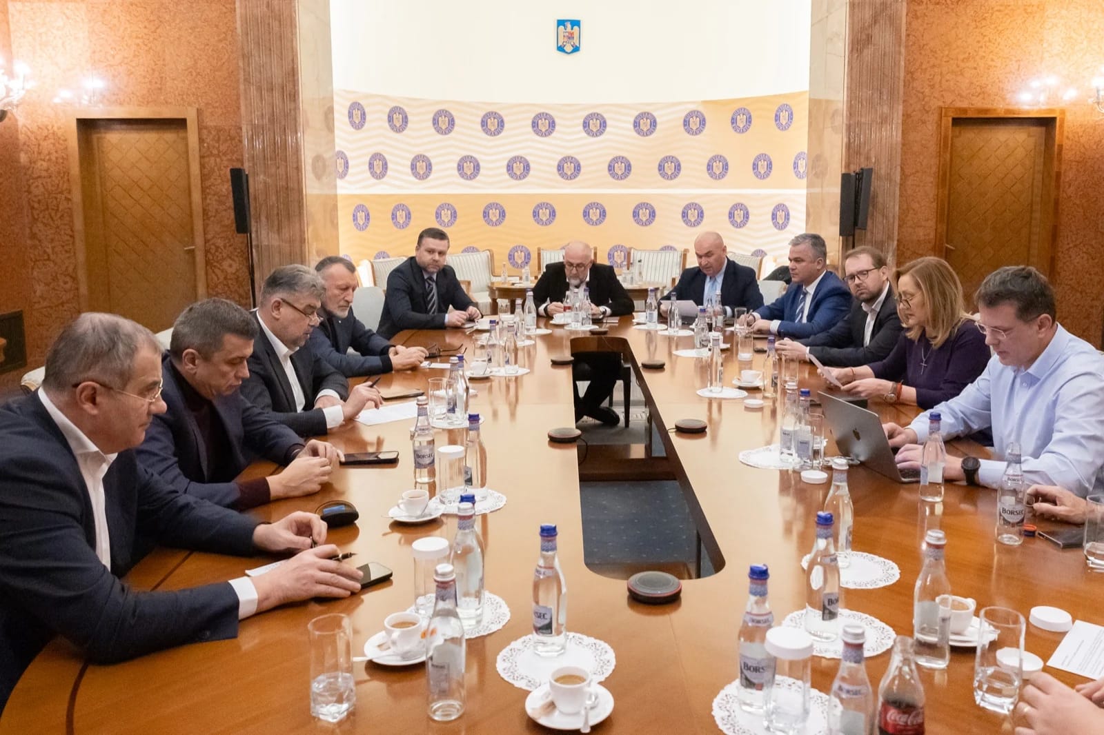 Marile partide au început anul la masa negocierilor FOTO Arhivă