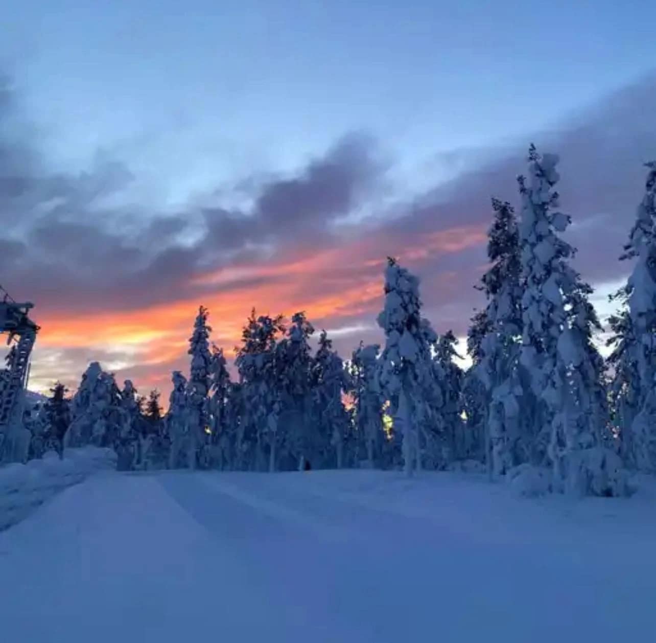 Peisaj de iarnă din Laponia